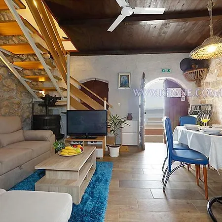 Apartman 아파트